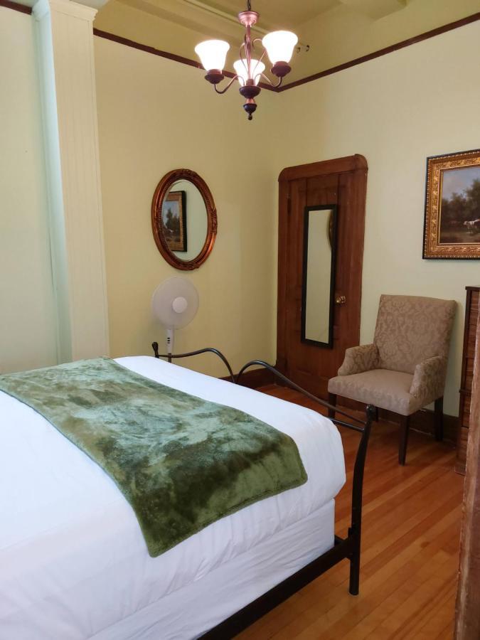 Apparthôtel Trois-Rivières Extérieur photo
